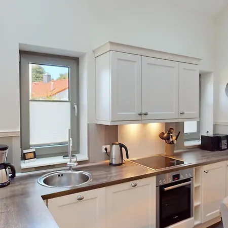 Suedstrand Haus 49 *